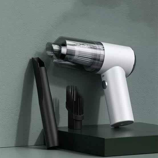 Vaccum cleaner for car (portable rechargble system)